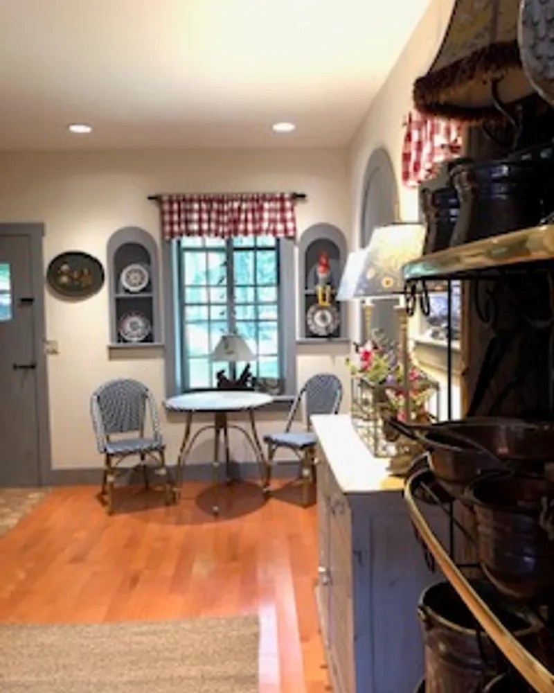 Cottage kitchen with copper accents
