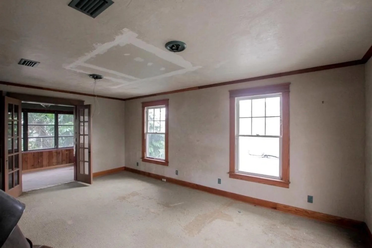 Upstairs master bedroom before renovation